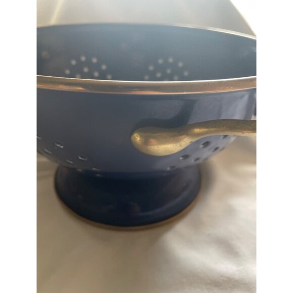 Vintage Blue Metal Colander With Brass Handles & Faux Fruits For Home Decor Or D - Picture 6 of 9